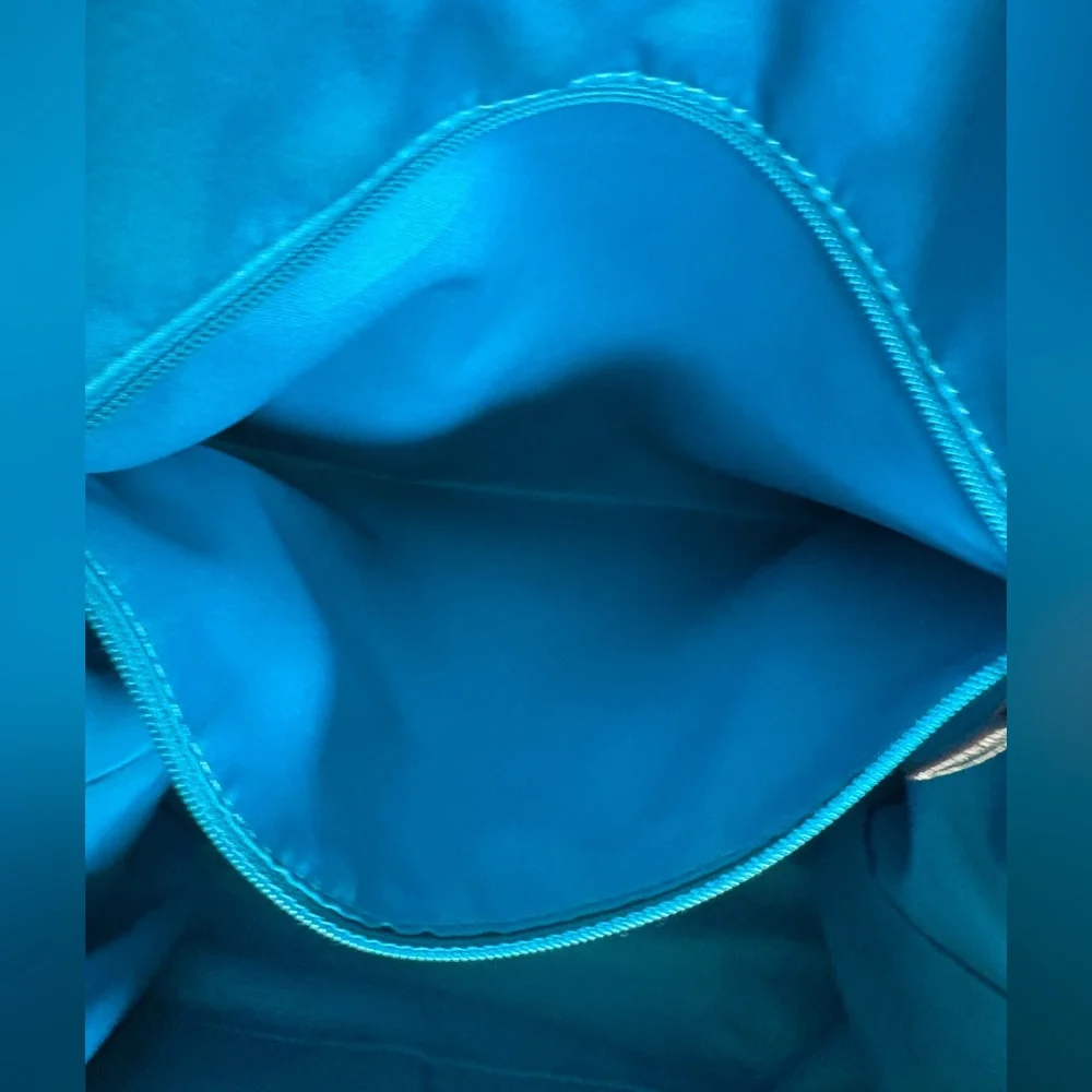 Super Clean Coach Poppy Gold Art Glam Tote Shoulder Bag - Picture 8 of 11